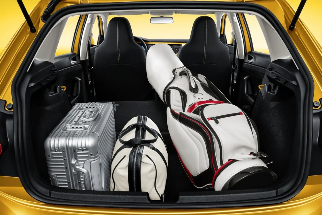 Volkswagen Petrol Car POLO 1.5L Gasoline Engine With 185km/H Top Speed For Comfortable Travel