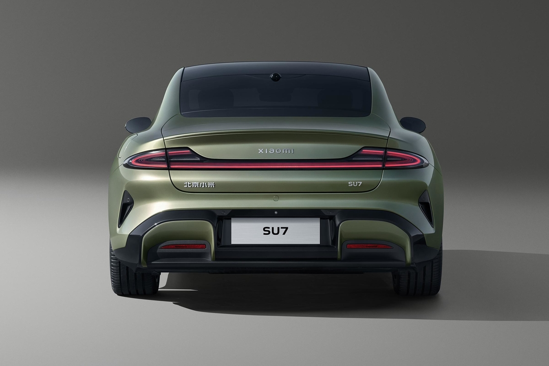 XIAOMI SU7 Sedan AWD All Wheel Drive Electric SUV 800km 101kWh PS 495kw/838nm R19