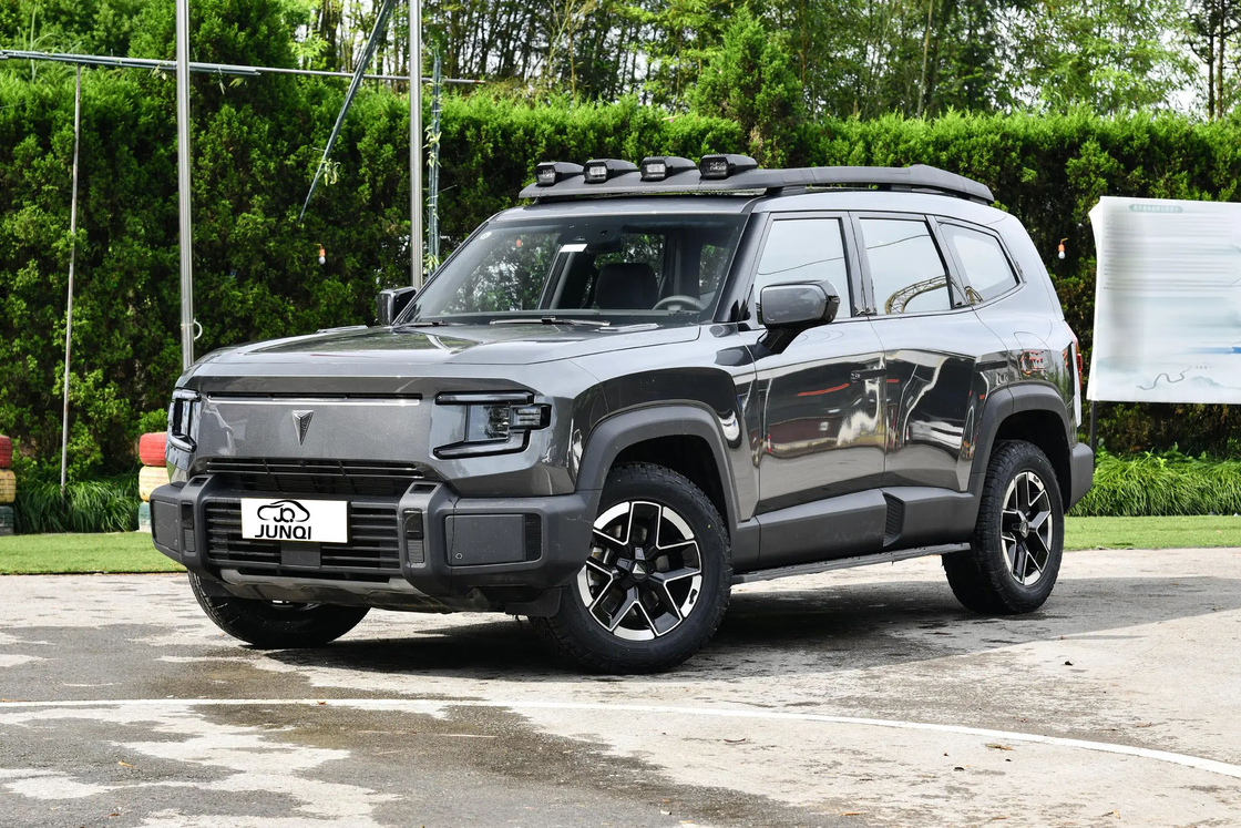 Changan DeepBlue Shenlan G318 4-Wheel Suv Electric Hybrid Fuel 4WD Off-road Ev Car New Energy Vehicle