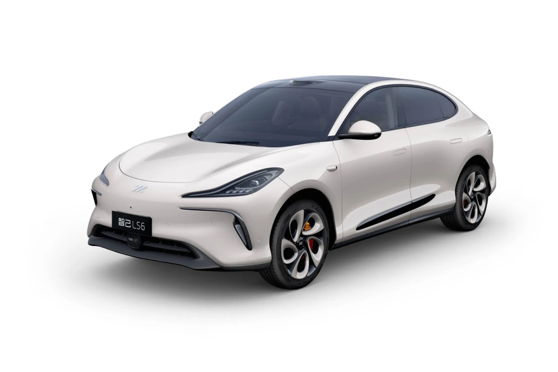 Zhiji LS6 IM Electric Car 4 Door 5 Seat SUV 760km Long Range New Energy Electric Car