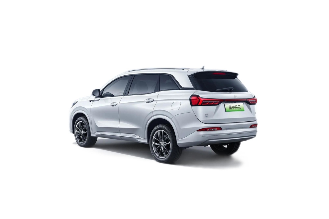Modern Design Mid size E5 Seres Electric Car / All Wheel Drive EV SUV