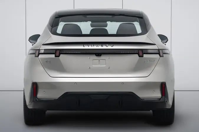 Introducing The Lynk Co 07 The Perfect Blend Of Performance And Sustainability For Urban Living