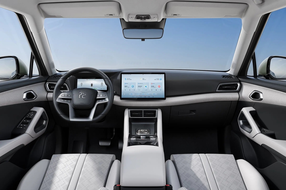 BYD Yuan UP Advanced Processor And High-Resolution Display For Superior Performance