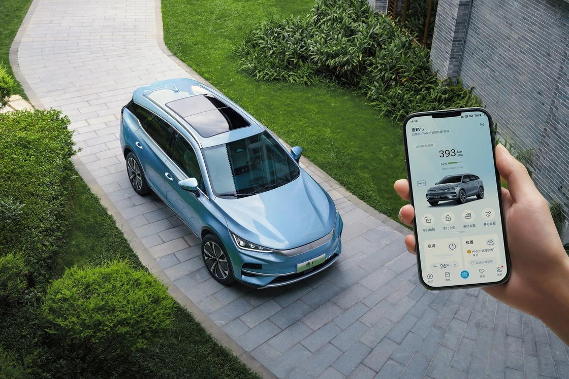 160Km/h BYD Tang Electric Car SUV For City Commutes And Long Distance Travels