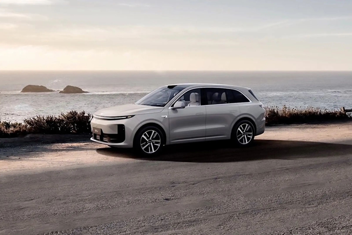 Lixiang Electric Car L6 High-Performance SUV With 1.5T Range Extender And 1390km Range Four-Screen Interaction And Luxury Seats
