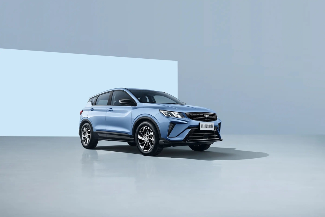 200km/h Max speed Petrol Power Car Geely Coolray Bin Yue L Gasoline Vehicle