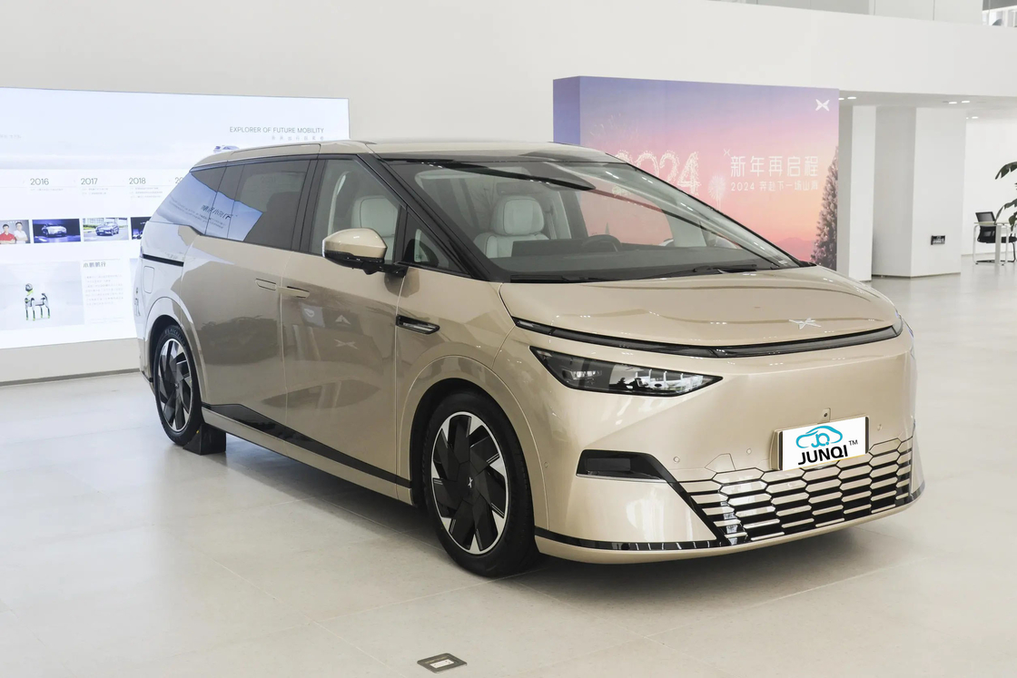 2023 Wholesale Electric Car Xpeng X9 2023 MPV 4WD 7 Seats Xiaopeng New Energy Vehicles