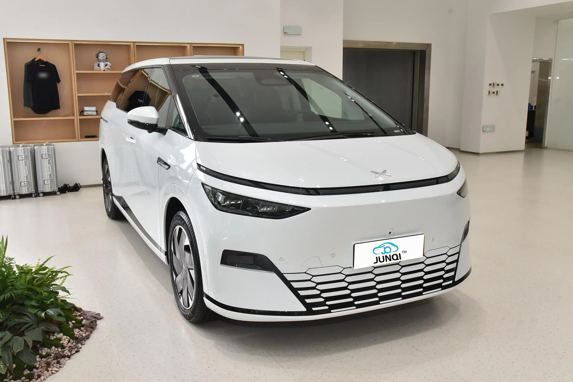 2023 Wholesale Electric Car Xpeng X9 2023 MPV 4WD 7 Seats Xiaopeng New Energy Vehicles