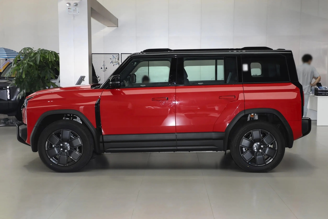 Chery Electric icar 03 4x4 New Energy Vehicles 401km 2WD Standard Edition Compact SUV chery icar 03t Car