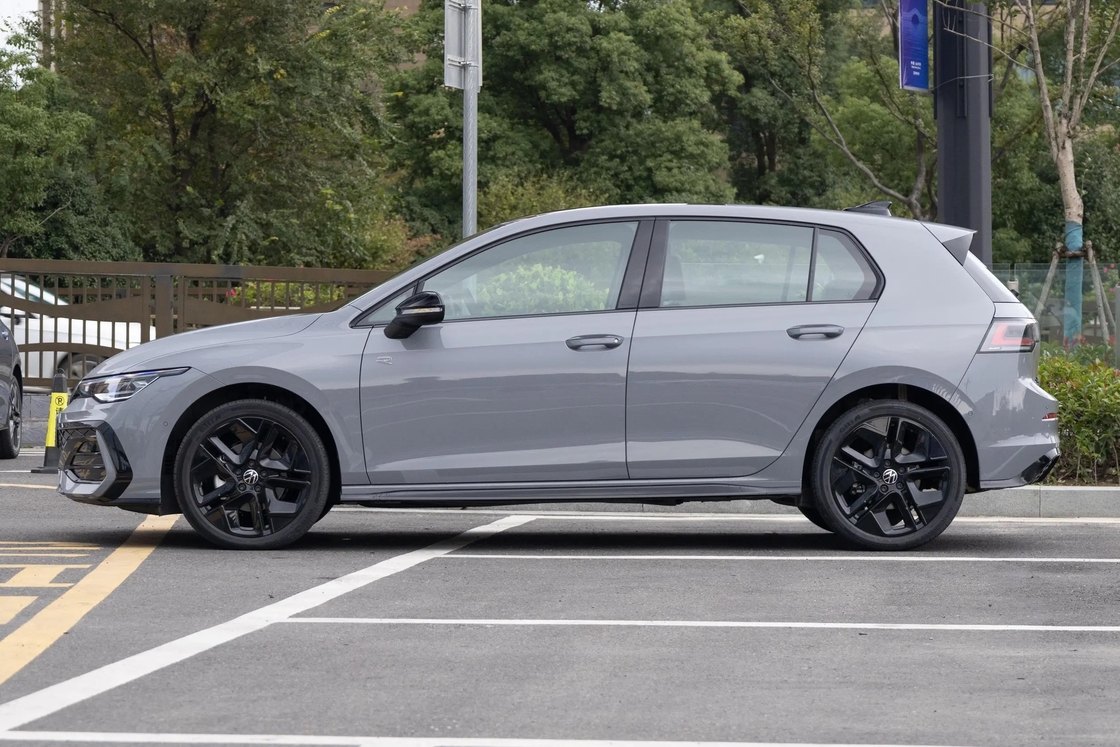 Hot Selling 2023 Gasoline Fuel Hybrid Car Adult Vehicle VW Golf Petrol Car Used China Cars Auto Car