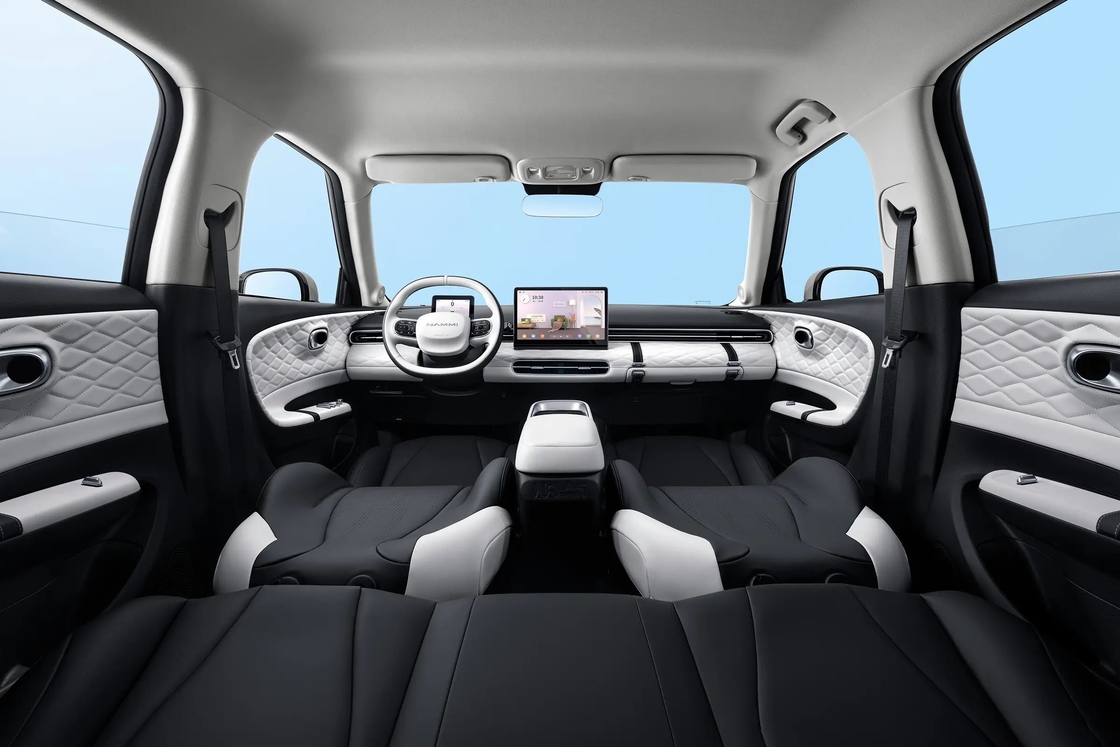2024 New Arrival Small Electric Vehicle EV Dongfeng box Nammi 01 330km RHD Nano 01 with Warranty Right Hand Drive Car