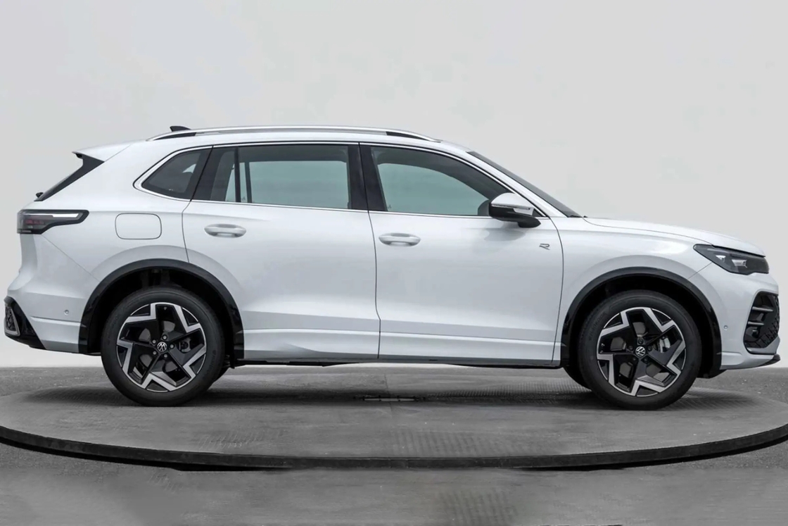 Volk Swagen Tiguan L 2024 Outstanding 330tsi Two-Wheel Drive R-Line Dragon Edition Gasoline SUV. VW Tiguan Cheap Cars for Sale