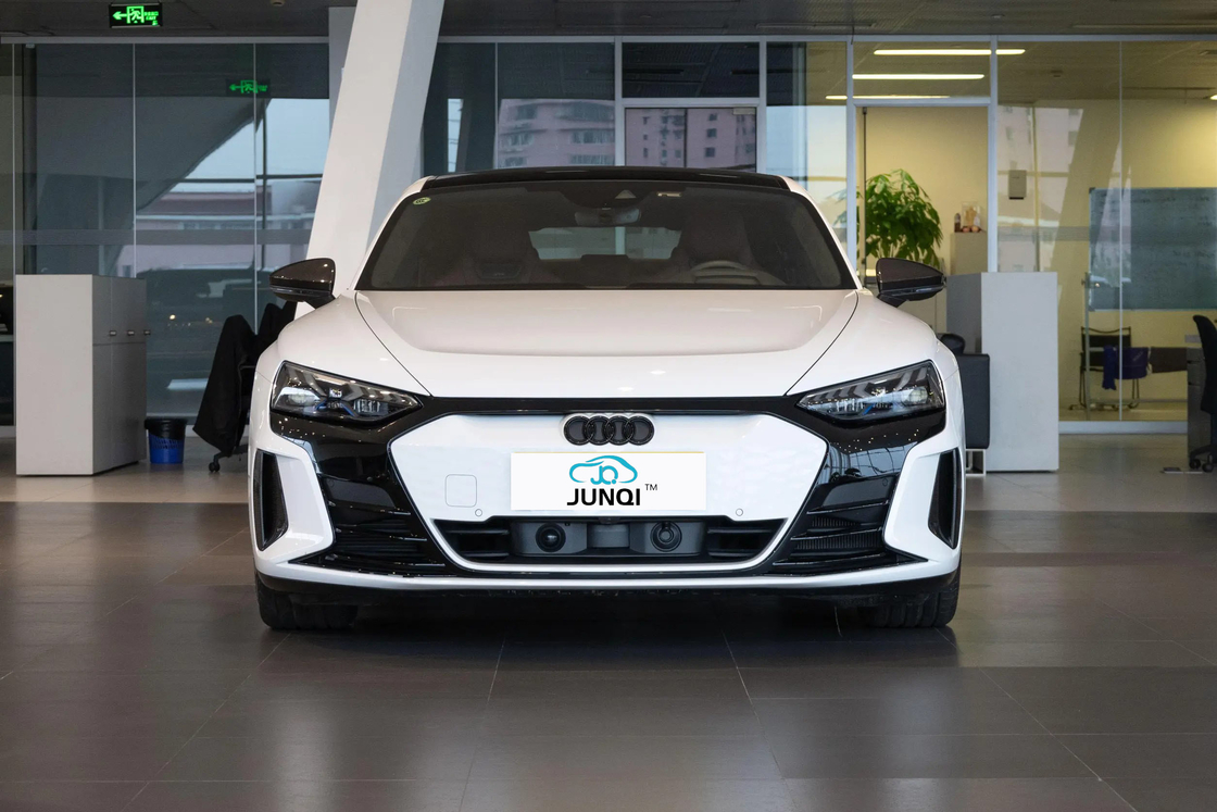 Luxury Vehicles 495km Long Range Electric Car A U D I RS E-tron GT 4 Four Wheel Electric Vehicle