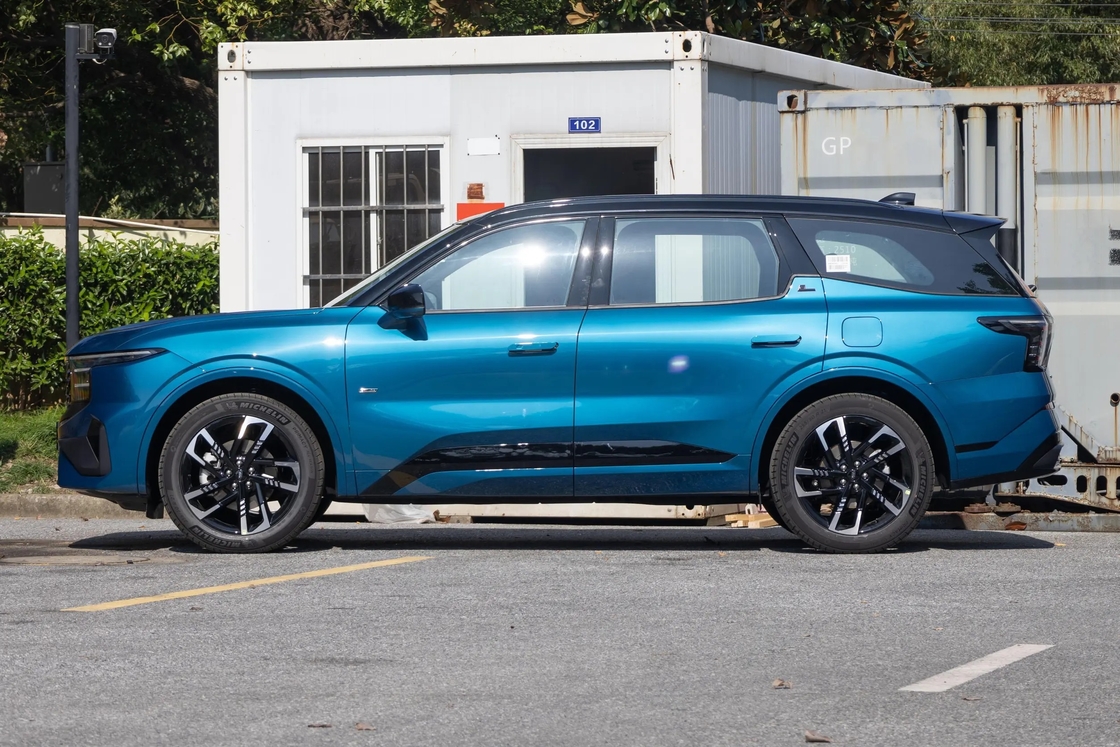 Ford Edge Ruijie L 2.0T EcoBoost E-hybrid 4WD 5-door SUV Electric Car